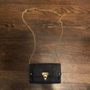 LV Vavin Wallet on LV gold chain